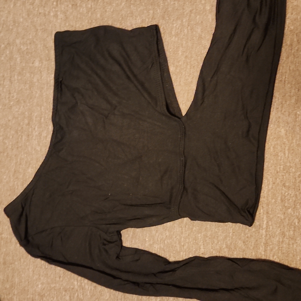 Top - Picture 2 of 4